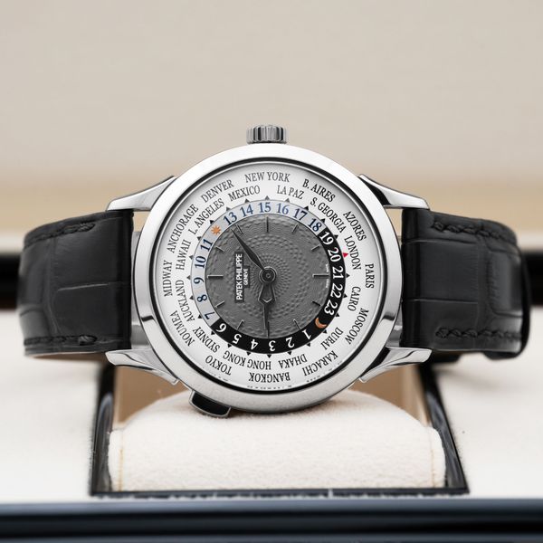 Patek Philippe World Time 5230G-001